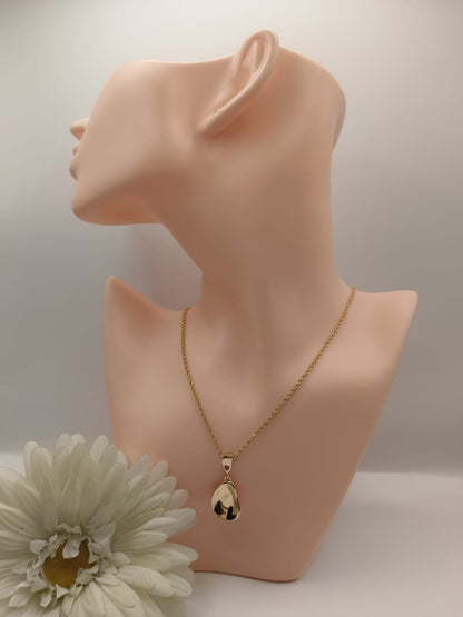 GalsFolks VividVerve Golden Unique Pendant and Neck Chain - Timeless Glamour