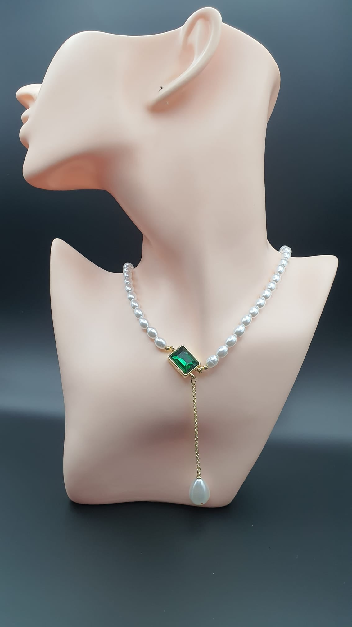 GalsFolks VividVerve White Pearl Necklace with Green Stone Pendant - Timeless Elegance